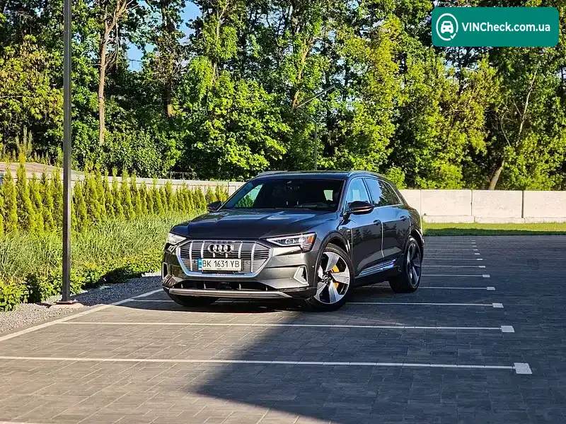 Audi e-tron 2019, фото з оголошення 2 з 21, VIN WA1VAAGE6KB006834