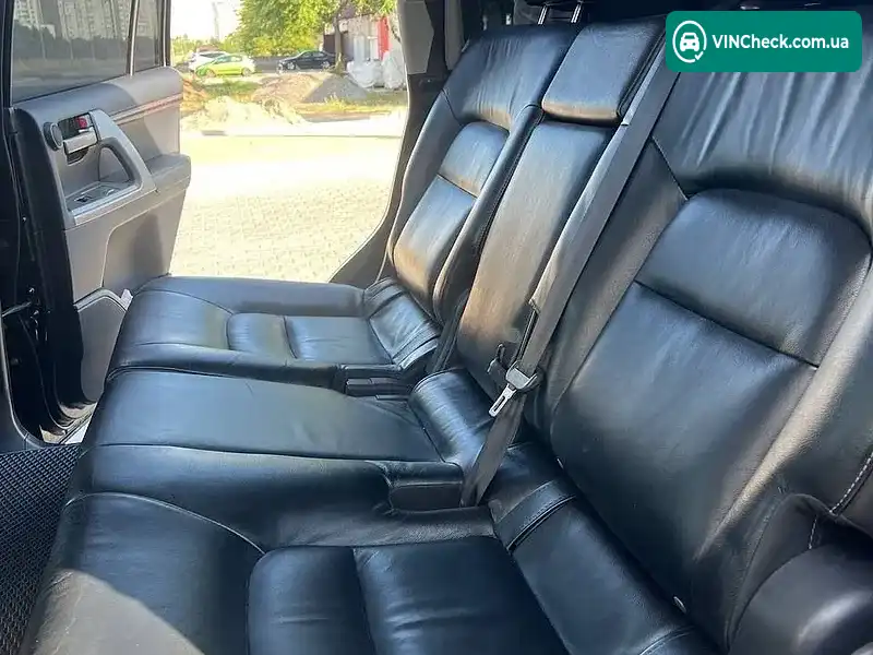 Toyota Land Cruiser 2011, фото з оголошення 1 з 20, VIN JTMHV05J304058716