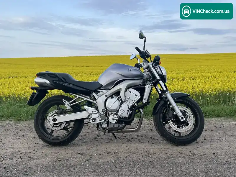 Yamaha FZ6 2005, фото з оголошення 1 з 15, VIN JYARJ074000024382