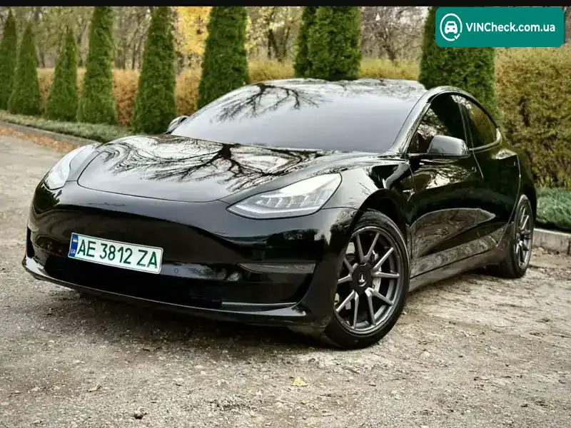 Tesla Model 3 2020, фото з оголошення 1 з 18, VIN 5YJ3E1EA0LF805945