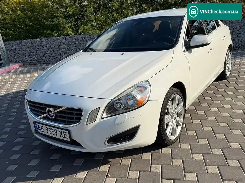 Volvo S60 2013, фото з оголошення 2 з 19, VIN YV1612FS1D2224328