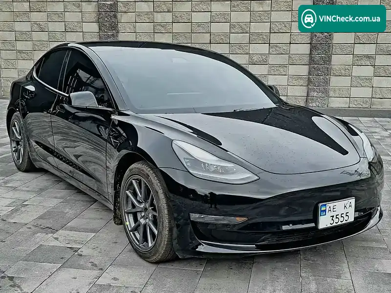 Tesla Model 3 2021, фото з оголошення 2 з 17, VIN 5YJ3E1EB4MF047313