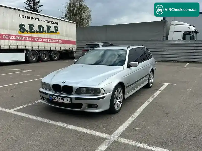 BMW 5 Series 2002, фото з оголошення 1 з 11, VIN WBADP01080GX09601