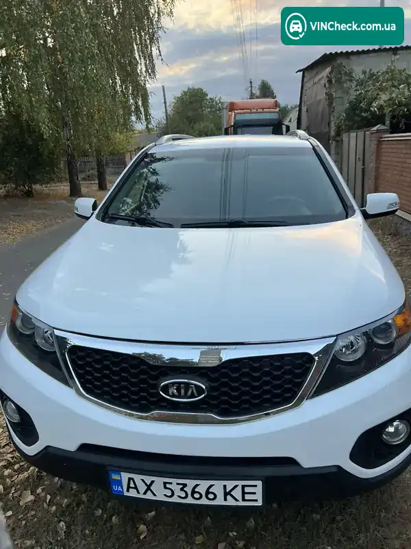 Kia Sorento 2011, фото з оголошення 2 з 6, VIN 5XYKT3A19BG182156