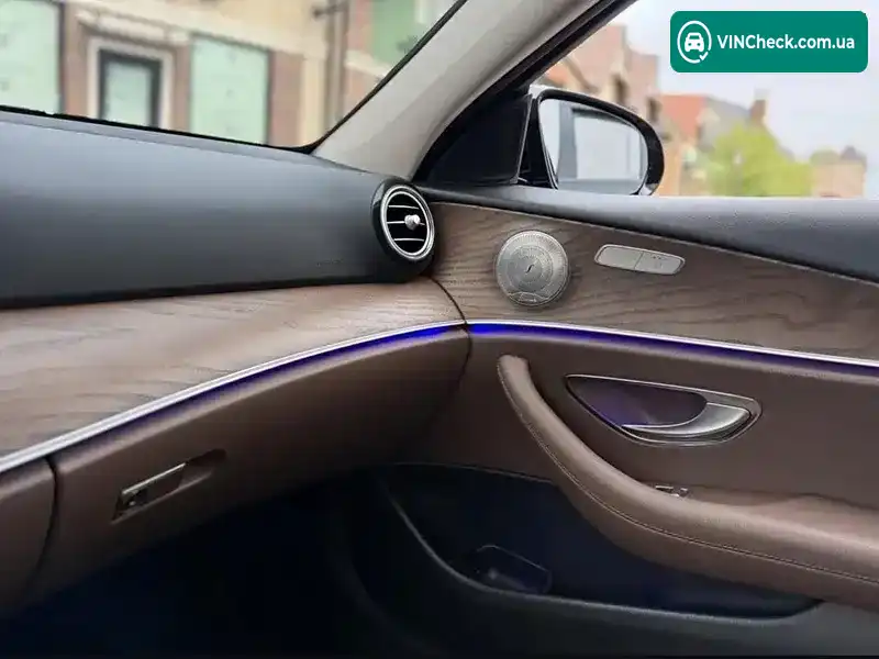Mercedes-Benz E-Class 2018, фото з оголошення 2 з 8, VIN WDD2130051A559851