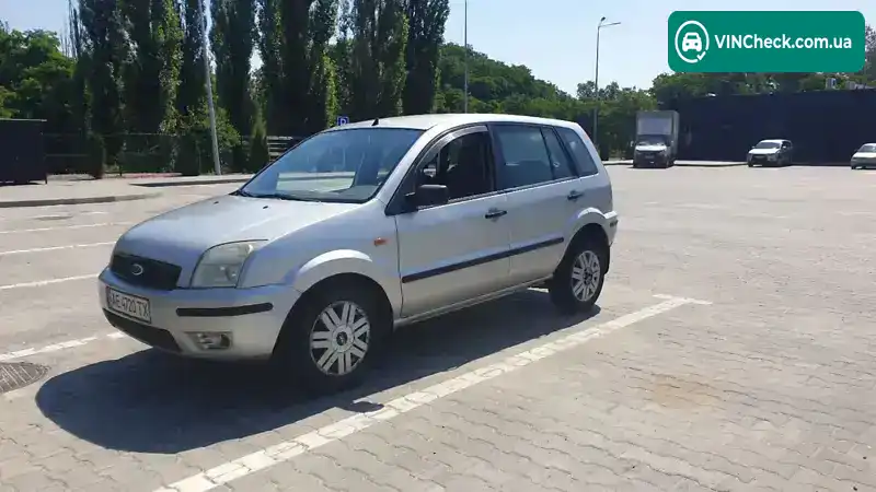 Ford Fusion 2004, фото з оголошення 2 з 8, VIN WF0UXXGAJU4A53919