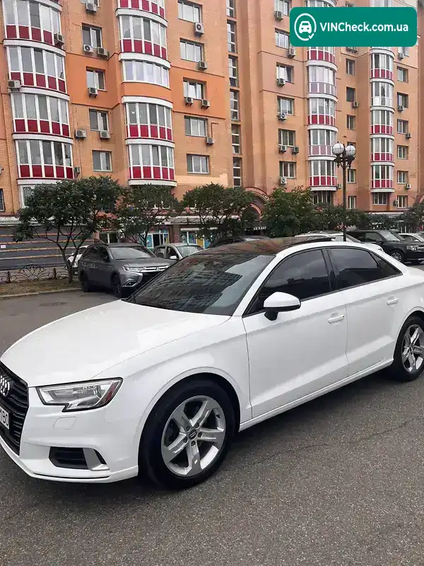 Audi A3 2016, фото з оголошення 2 з 11, VIN WAUAUGFF1H1042192