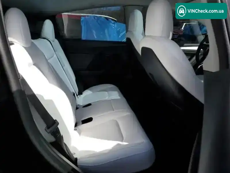Tesla Model Y 2022, фото з оголошення 2 з 12, VIN 7SAYGDEF3PF583164