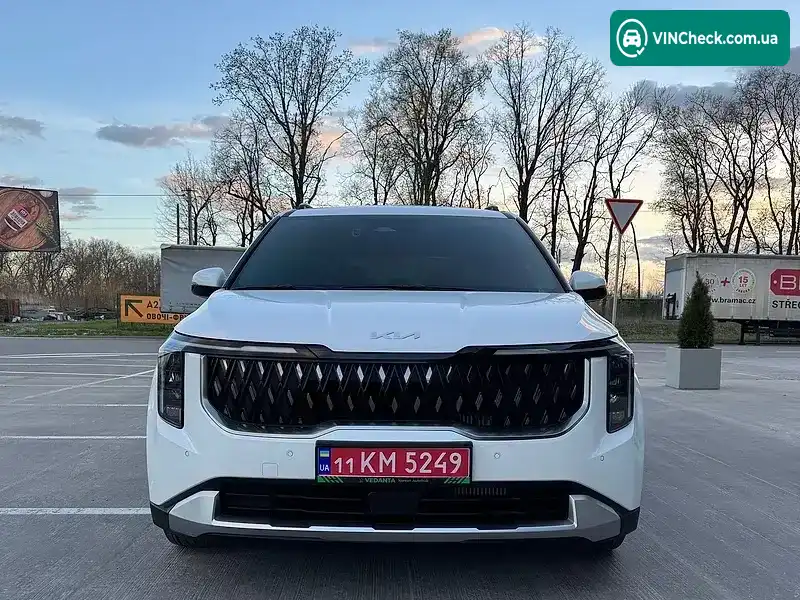 Kia Carnival 2024, фото з оголошення 2 з 20, VIN KNANB81BBSS470588