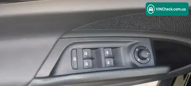 Skoda Enyaq iV 2022, фото з оголошення 2 з 21, VIN TMBJB7NY2MF019691