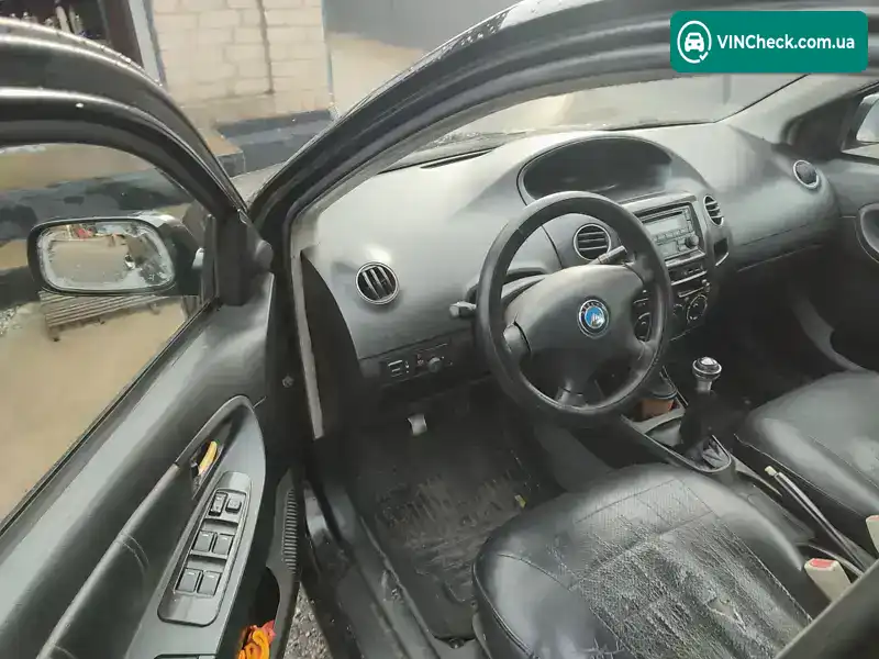 Geely MK 2011, фото з оголошення 2 з 8, VIN Y7WJL7162B0010644