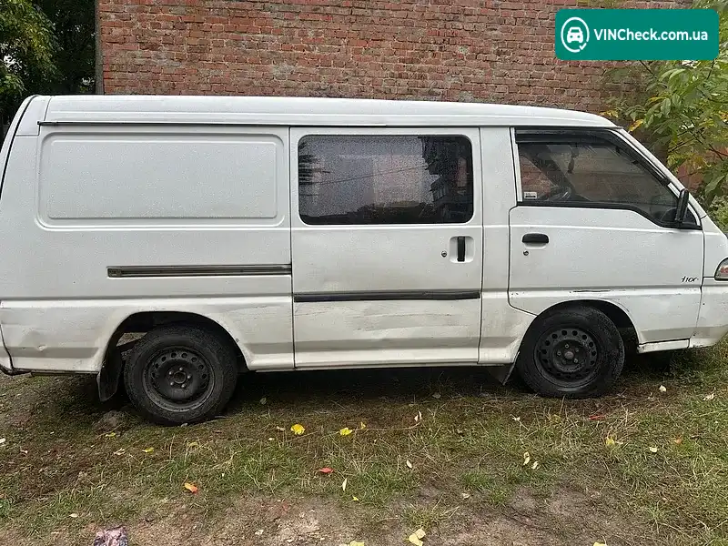 Hyundai H 100 1998, фото з оголошення 2 з 7, VIN KMFFD27APWU377246