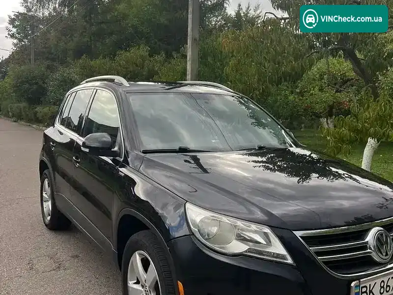 Volkswagen Tiguan 2010, фото з оголошення 1 з 20, VIN WVGBV7AX1AW530910