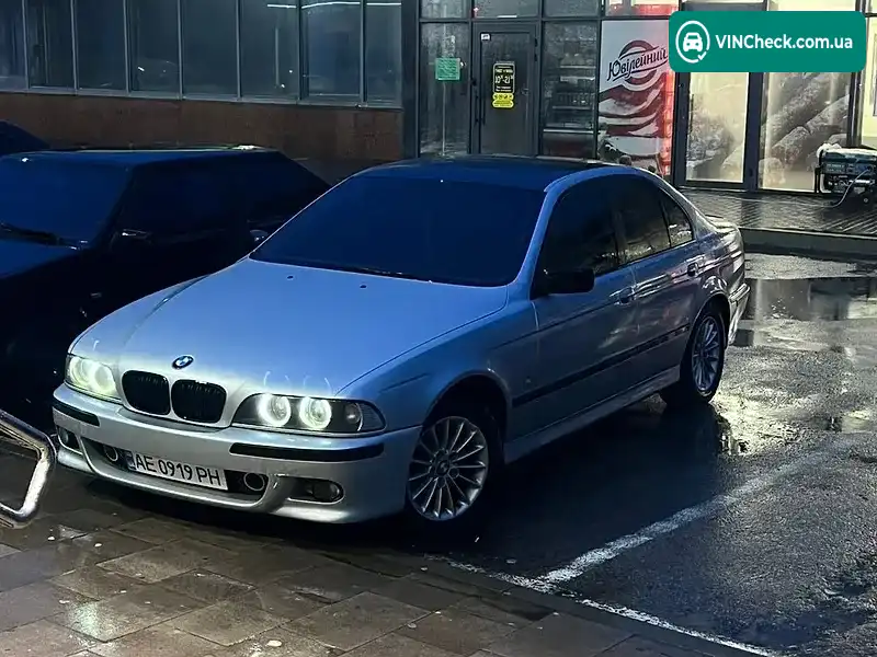 BMW 5 Series 1998, фото з оголошення 2 з 20, VIN WBADD31020BU47341