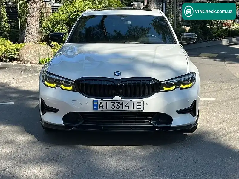 BMW 3 Series 2019, фото з оголошення 1 з 20, VIN 3MW5R7J05L8B20905