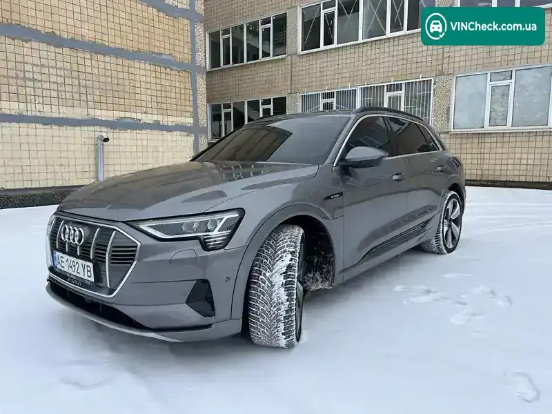Audi e-tron 2019, фото з оголошення 1 з 20, VIN WAUZZZGE8KB004725