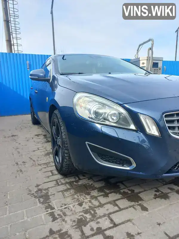 Volvo S60 2010, фото з оголошення 2 з 16, VIN YV1FS445BB2004363