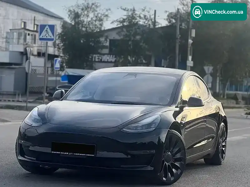 Tesla Model 3 2021, фото з оголошення 1 з 10, VIN 5YJ3E1EC3NF128202