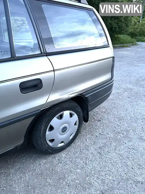 Opel Astra 1996, фото з оголошення 2 з 19, VIN W0L000051TB153359