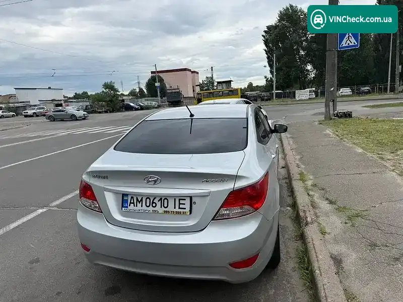 Hyundai Accent 2013, фото з оголошення 2 з 9, VIN Z94CU41DBCR181771