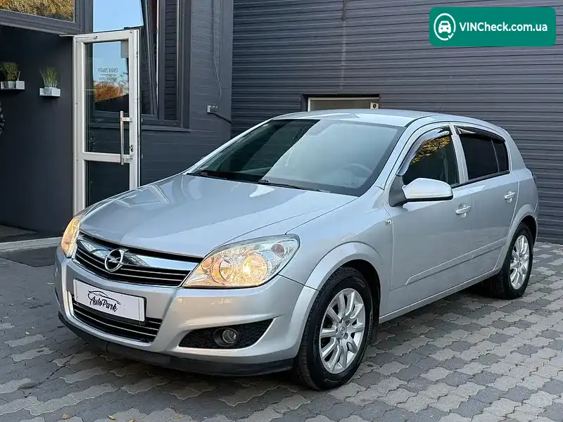 Opel Astra 2009, фото з оголошення 2 з 20, VIN W0L0AHL4892070253