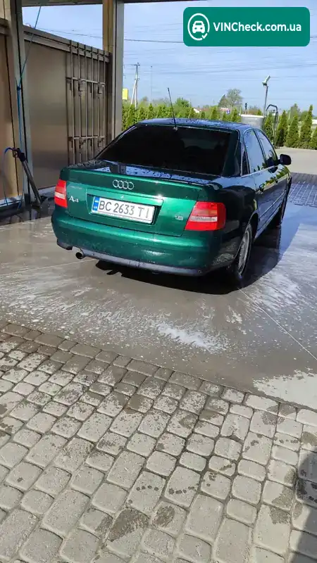 Audi A4 1999, фото з оголошення 2 з 12, VIN WAUZZZ8DZYA025444