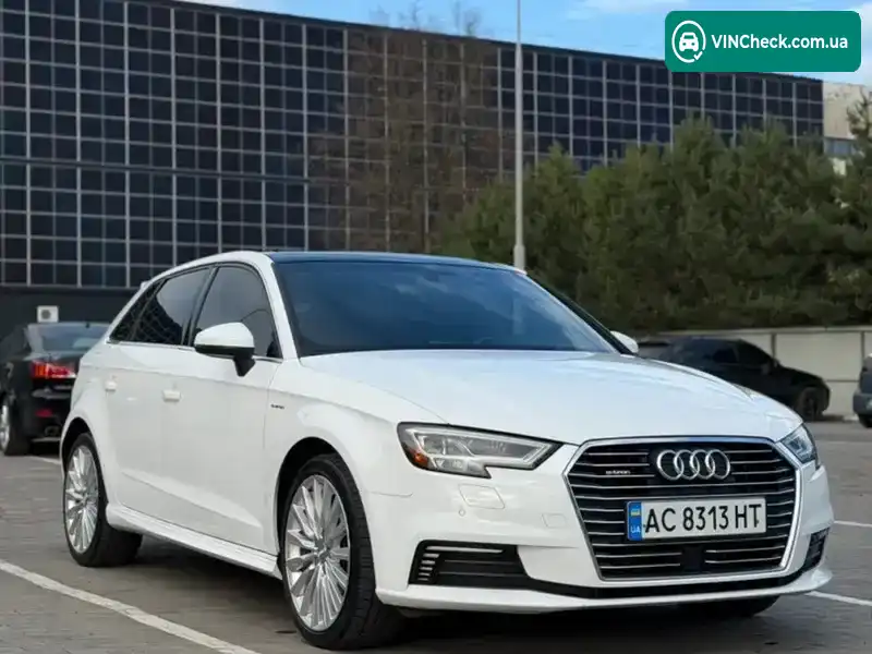 Audi A3 2017, фото з оголошення 2 з 21, VIN WAUTPBFF0HA138124