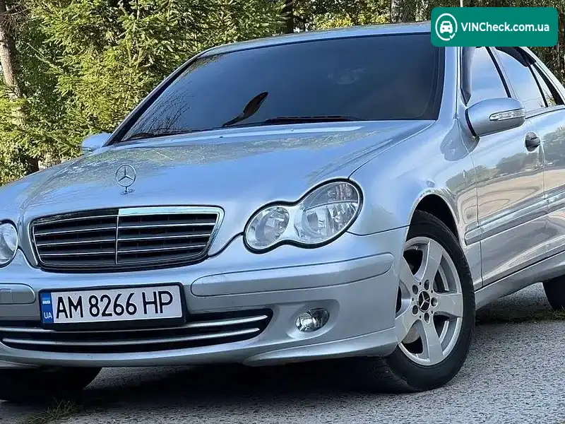 Mercedes-Benz C-Class 2006, фото з оголошення 1 з 20, VIN WDB2030421F843327