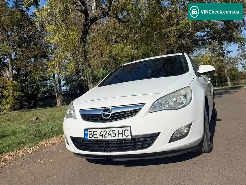 Opel Astra 2011, фото з оголошення 2 з 15, VIN W0LPD6EA5CG027616