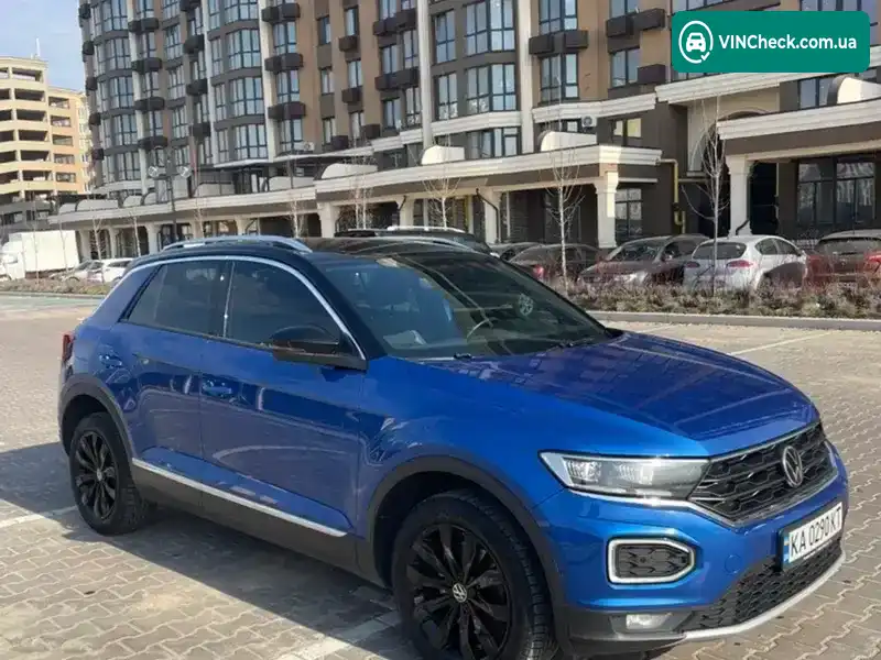 Volkswagen T-Roc 2021, фото з оголошення 1 з 21, VIN WVGZZZA1ZMV093907