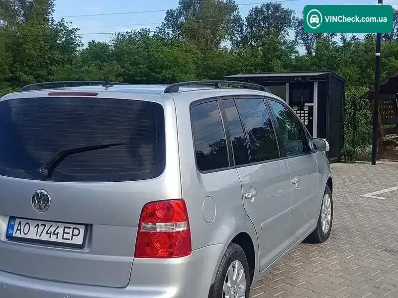 Volkswagen Touran 2004, фото з оголошення 2 з 7, VIN WVGZZZ1TZ4W126751