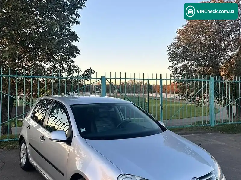 Volkswagen Golf 2004, фото з оголошення 2 з 20, VIN WVWZZZ1KZ5B038417