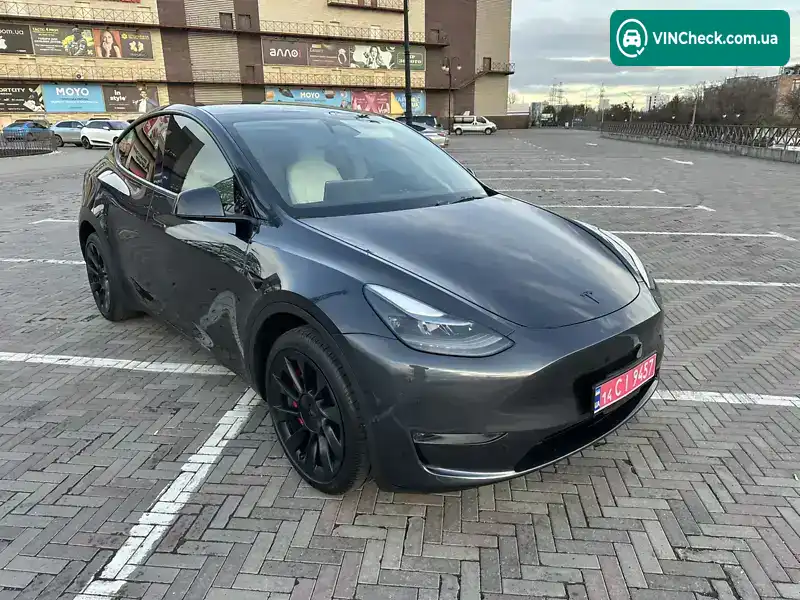 Tesla Model Y 2024, фото з оголошення 1 з 21, VIN 7SAYGDEE1RA226296