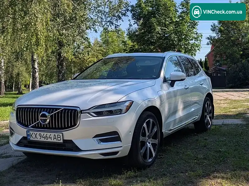 Volvo XC60 2018, фото з оголошення 1 з 20, VIN LYVBR0DL9JB117518
