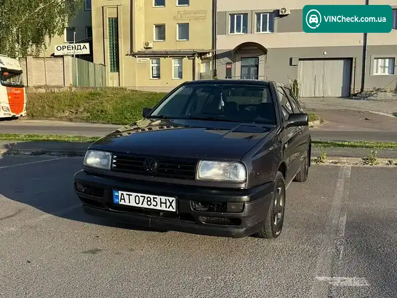 Volkswagen Vento 1994, фото з оголошення 2 з 18, VIN WVWZZZ1HZRW165840