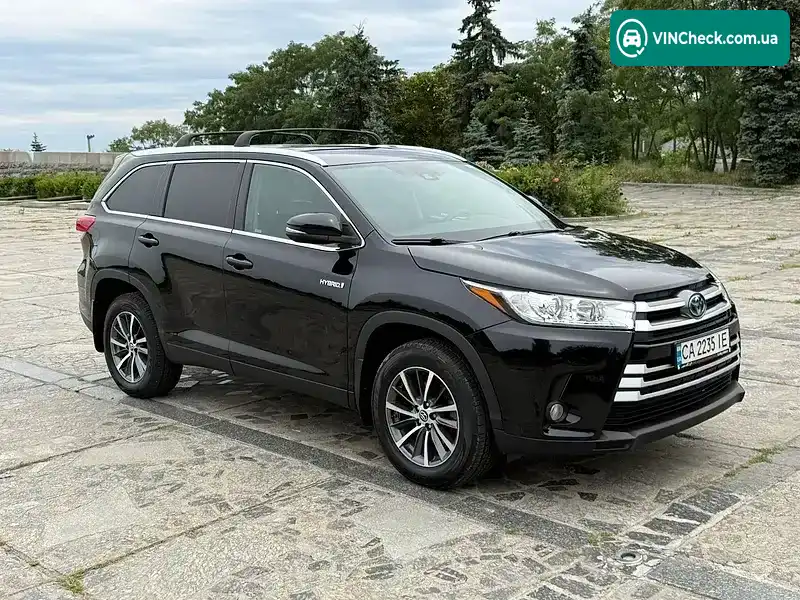 Toyota Highlander 2018, фото з оголошення 2 з 19, VIN 5TDJGRFH3KS056919