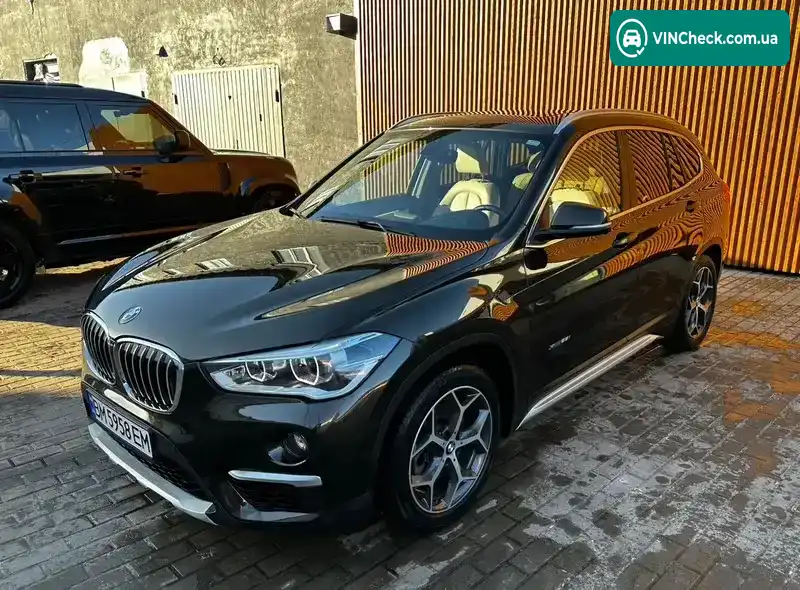 BMW X1 2016, фото з оголошення 2 з 21, VIN WBXHT3C36H5F71353