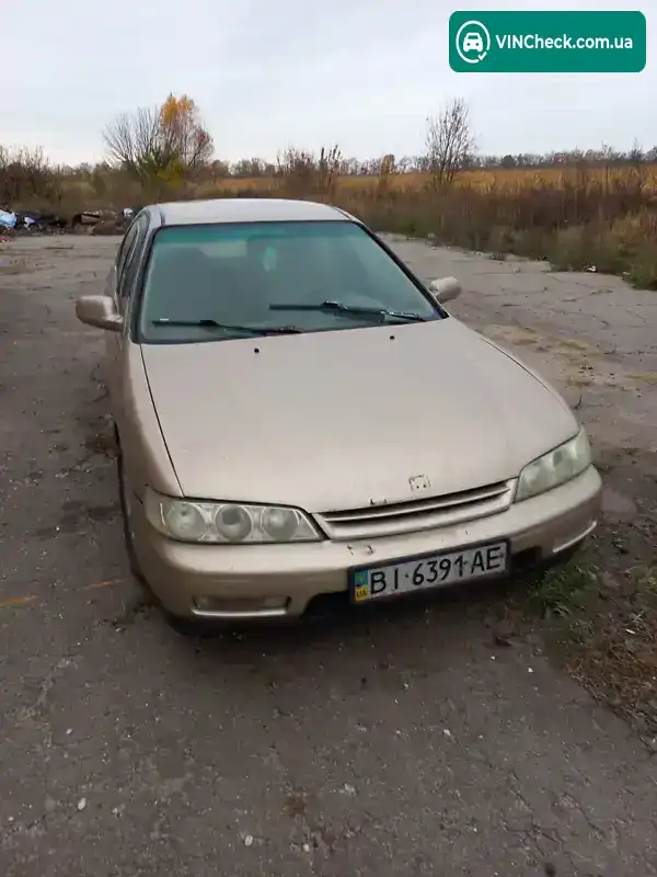 Honda Accord 1995, фото з оголошення 1 з 10, VIN 1HGCD5638SA803590