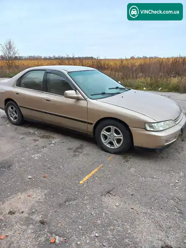 Honda Accord 1995, фото з оголошення 2 з 10, VIN 1HGCD5638SA803590
