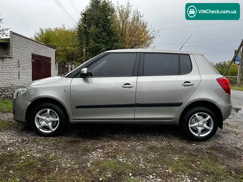 Skoda Fabia 2008, фото з оголошення 2 з 20, VIN TMBBD45J89B500401