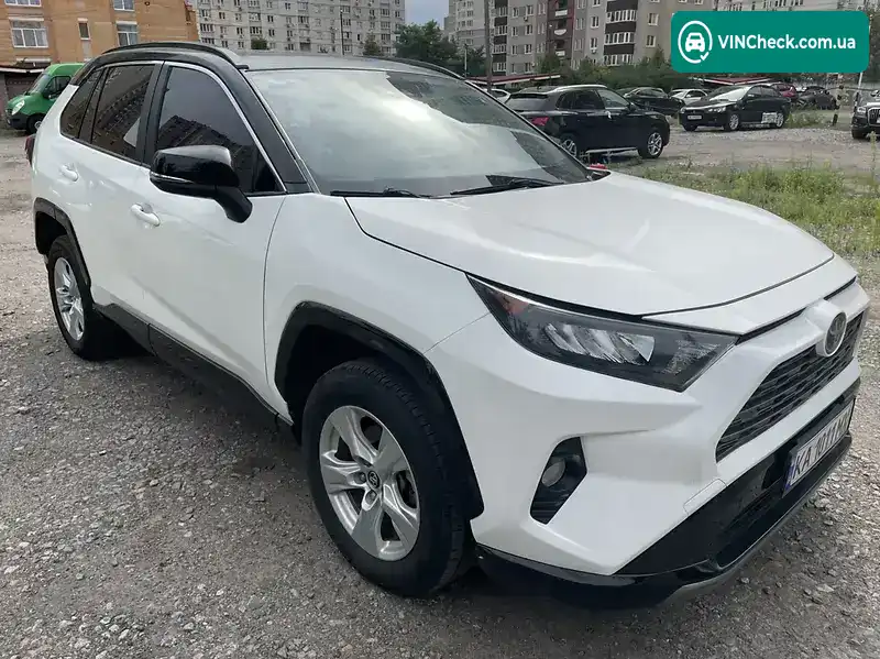 Toyota RAV4 2018, фото з оголошення 1 з 18, VIN JTMW1RFV0KJ001371
