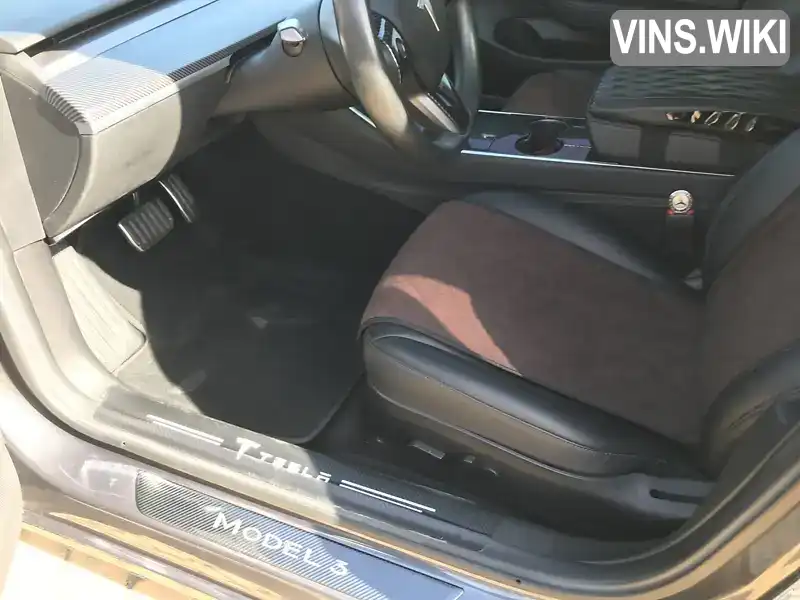 Tesla Model 3 2018, фото з оголошення 2 з 21, VIN 5YJ3E1EA0JF018961