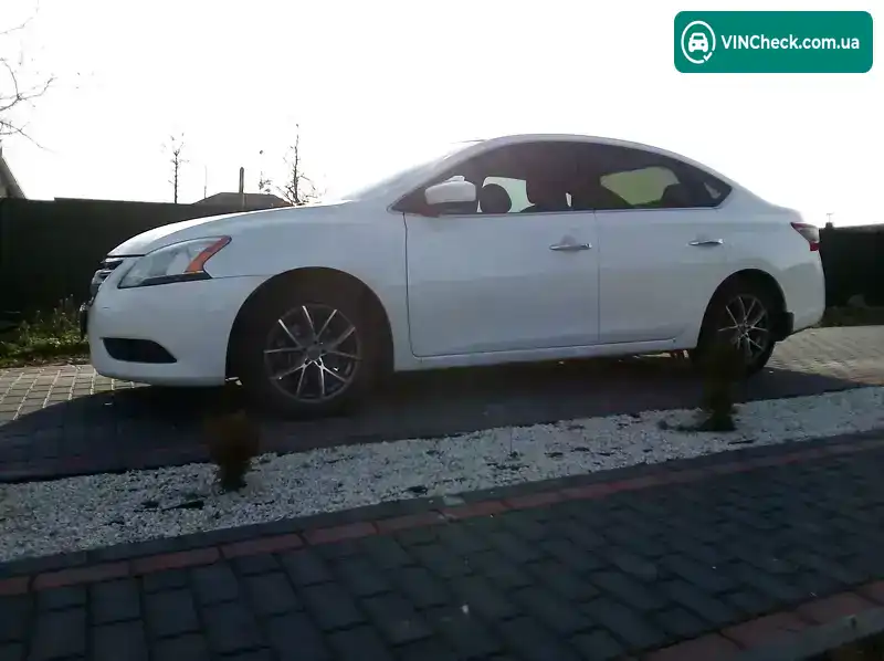 Nissan Sentra 2012, фото з оголошення 2 з 13, VIN 3N1AB7APXDL618571