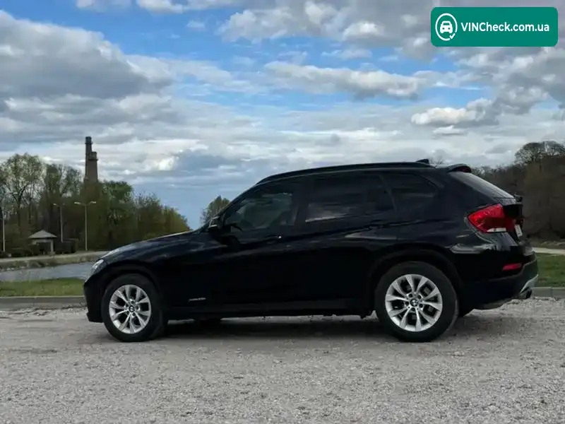 BMW X1 2013, фото з оголошення 1 з 17, VIN WBAVL1C50EVY17244