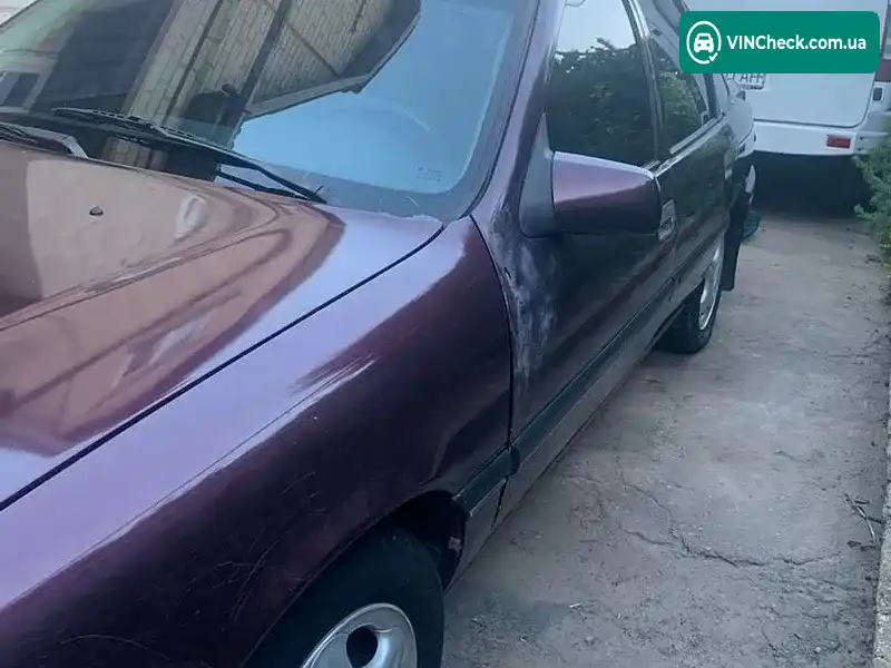 Opel Vectra 1993, фото з оголошення 1 з 20, VIN W0L000087P1136601