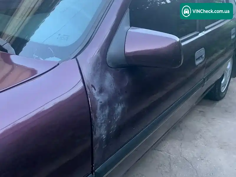 Opel Vectra 1993, фото з оголошення 2 з 20, VIN W0L000087P1136601