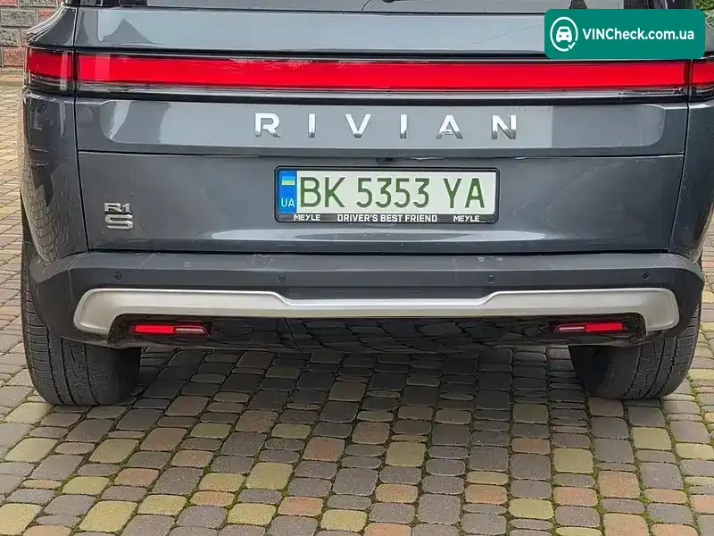 Rivian R1S 2024, фото з оголошення 2 з 13, VIN 7PDSGBBA6SN048784