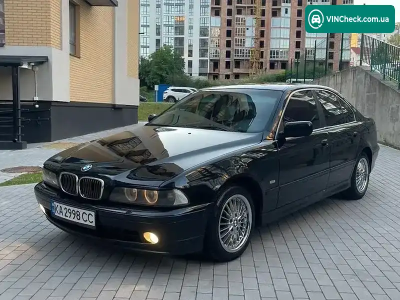 BMW 5 Series 2002, фото з оголошення 1 з 14, VIN WBADT11040GY54264