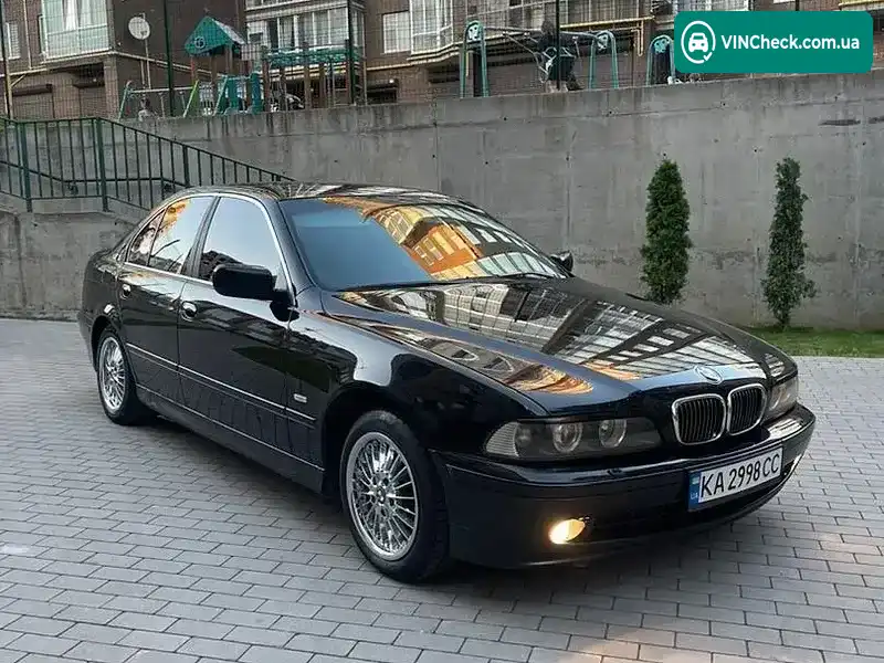 BMW 5 Series 2002, фото з оголошення 2 з 14, VIN WBADT11040GY54264