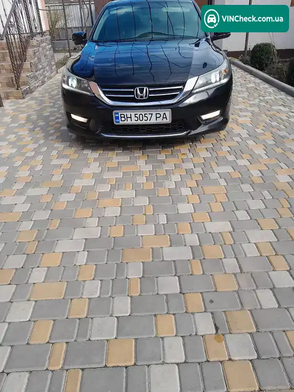 Honda Accord 2015, фото з оголошення 1 з 13, VIN 1HGCR2F75FA095601